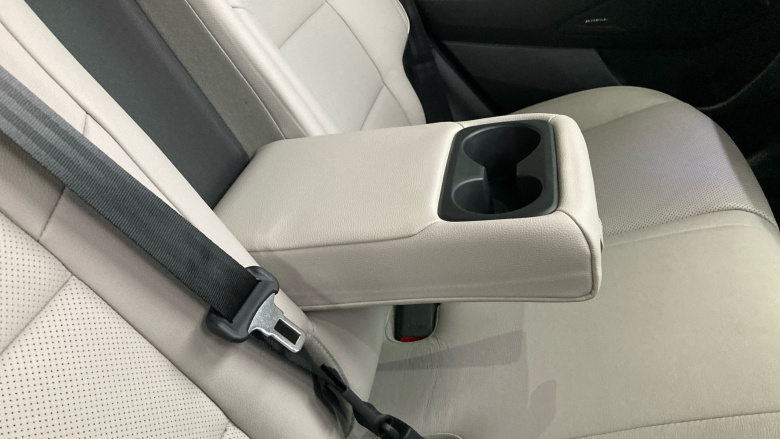 Hyundai Tucson 2.0 CRDi 48V MHD Premium SE 5dr 4WD DCT Diesel Estate